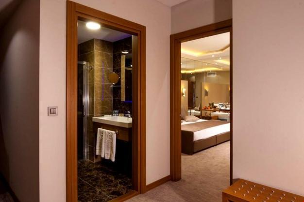 Majura Hotel Business İzmir Luaran gambar